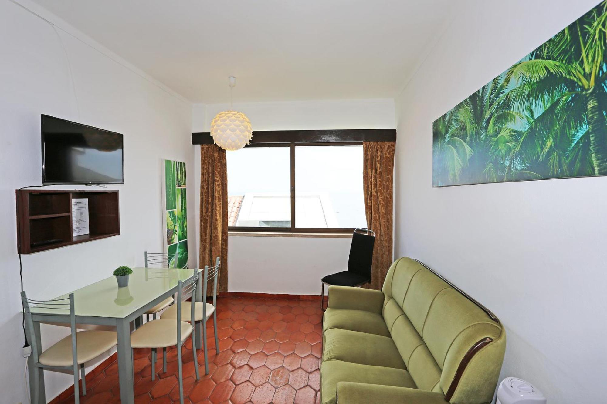 Apartment V - Seacliff