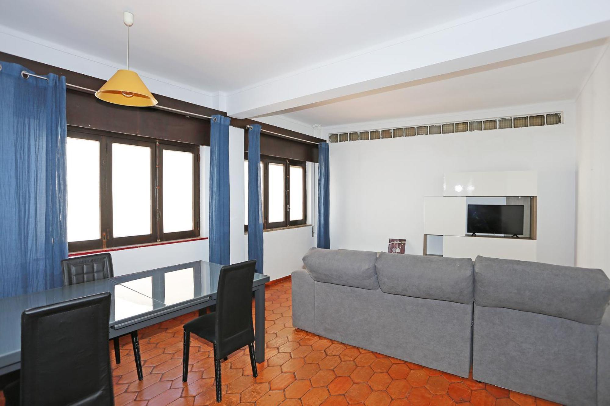 Apartment V - Seacliff *