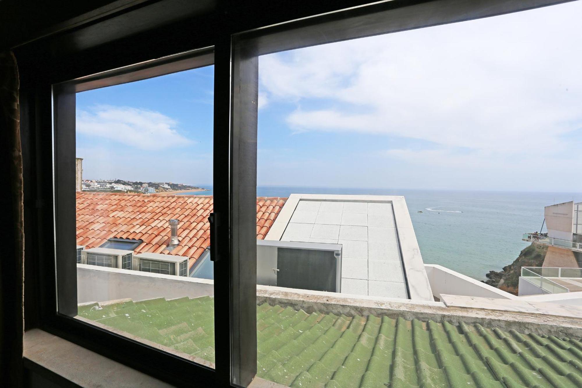 Apartment V - Seacliff *